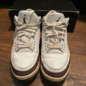 Air Jordan 3 Retro ‘Mocha’ 2001